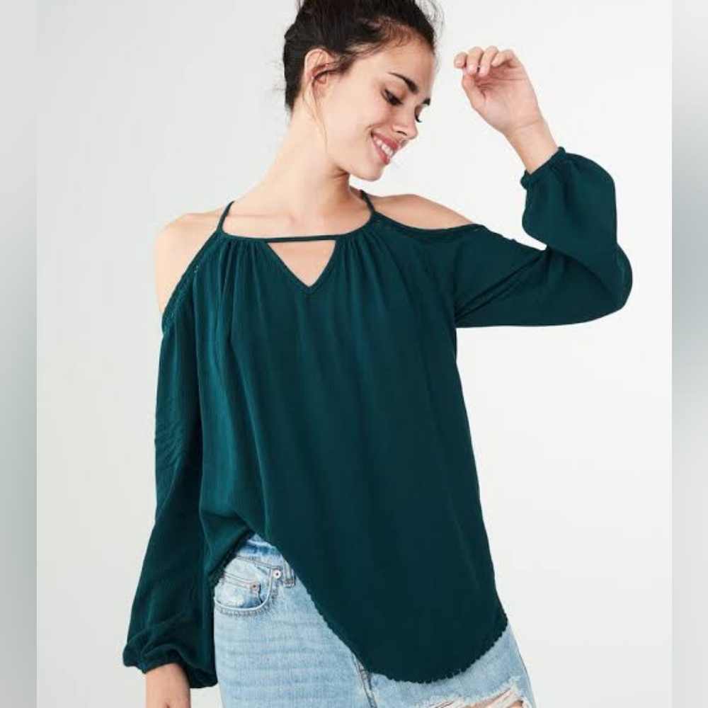 Aeropostale Teal Boho Cold Shoulder Long sleeve blouse size Medium